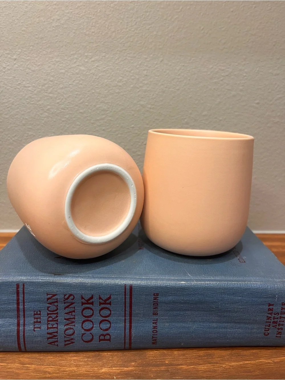 Waterdrop Porcelain Cups Set of 2-13 oz Pastel Orange Sleek Double Walled